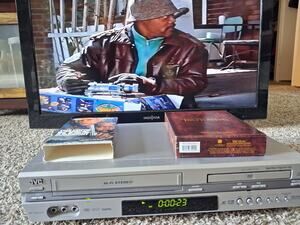 JVC HR-XVC27U VHS DVD Combo Player Hi-Fi Tested Works RCA Cables Movies No Remot